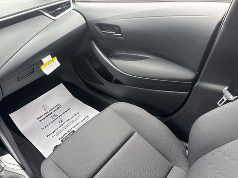 Certified 2025 Toyota Corolla LE image 15