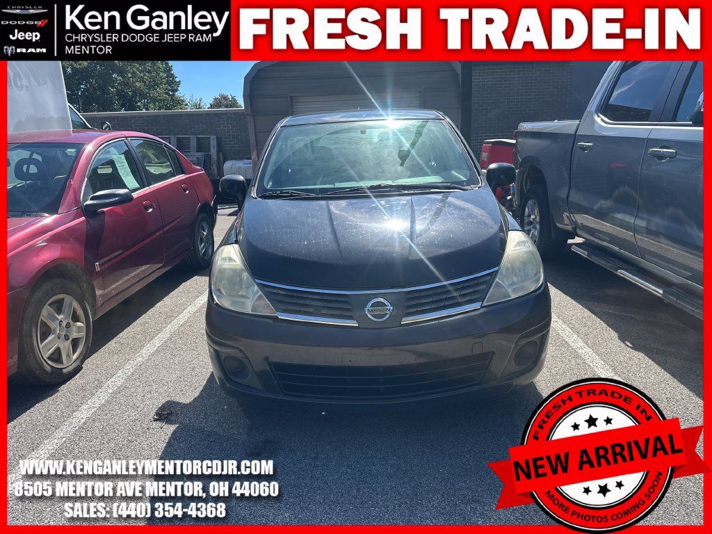 Used 2009 Nissan Versa 1.8 S w/ PWR Pkg FWD image 3