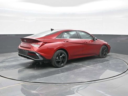New 2026 Hyundai Elantra SEL Sport Premium image 8
