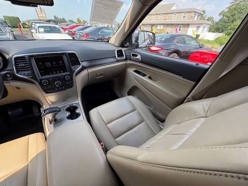 Used 2014 Jeep Grand Cherokee Limited AWD/4WD image 21