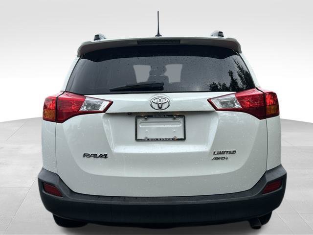 Used 2015 Toyota RAV4 Limited w/ Technology Package AWD/4WD image 4