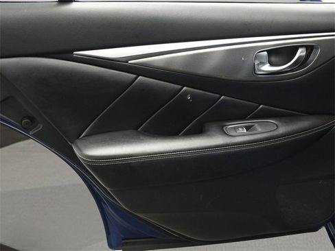 Used 2019 INFINITI Q50 Signature Edition image 12