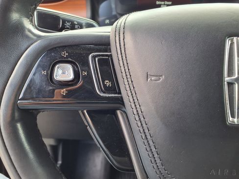 Used 2021 Lincoln Aviator Reserve w/ Equipment Group 210A image 16