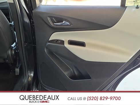 Used 2020 Chevrolet Equinox LS w/ LS Convenience Package FWD image 22
