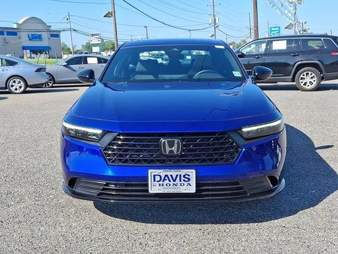 Certified 2025 Honda Accord Sport image 2