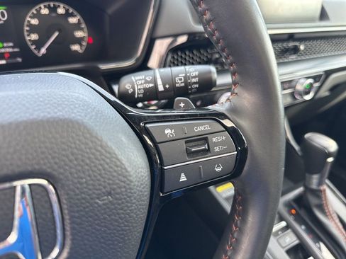 Used 2024 Honda CR-V Sport Touring image 19