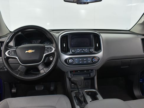 Used 2017 Chevrolet Colorado LT w/ LT Convenience Package image 15