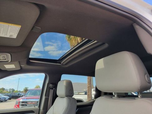 Certified 2022 GMC Sierra 1500 SLT image 26