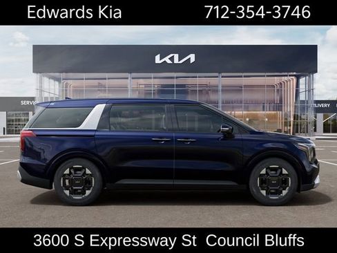 New 2026 Kia Carnival EX FWD image 8