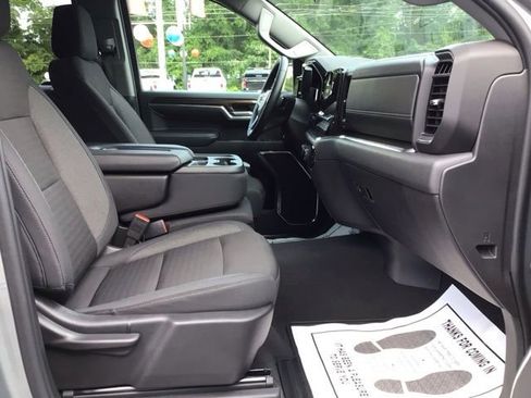 Used 2024 Chevrolet Silverado 1500 LT AWD/4WD image 20