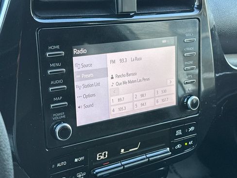 Certified 2020 Toyota Prius LE FWD image 18