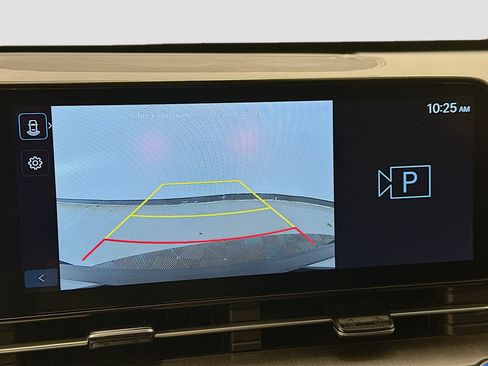 Used 2025 Hyundai Kona SEL AWD/4WD image 23