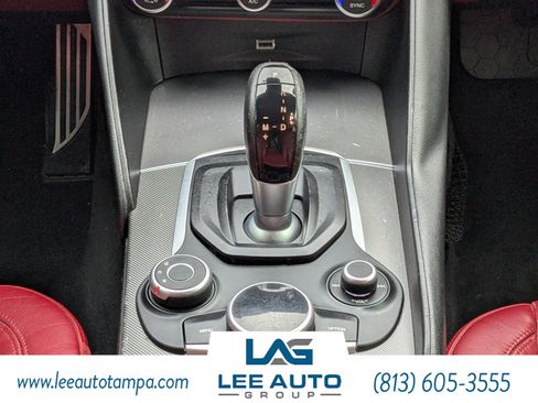 Used 2018 Alfa Romeo Giulia image 18