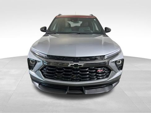 Used 2024 Chevrolet TrailBlazer RS w/ Convenience Package AWD/4WD image 9