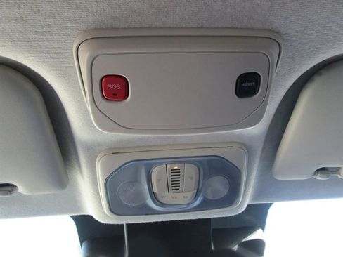 Used 2025 RAM ProMaster 2500 w/ Convenience Group image 35