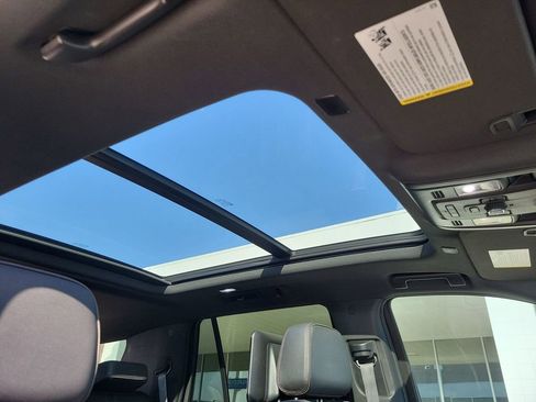 Certified 2021 Chevrolet Tahoe RST w/ Luxury Package image 19