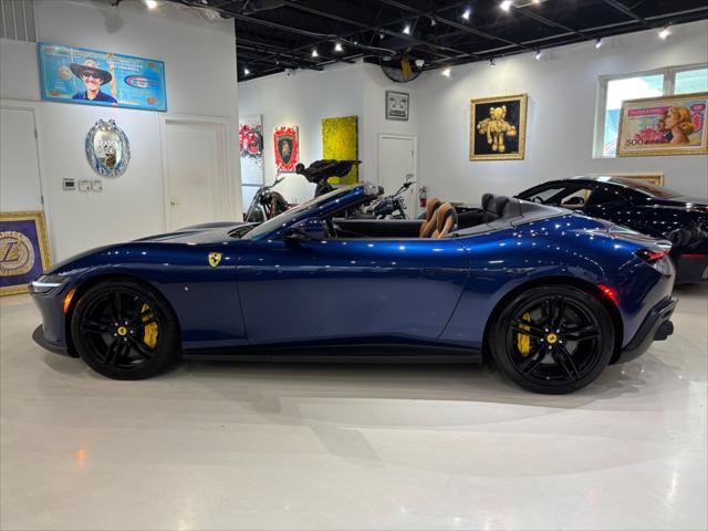 Used 2025 Ferrari Roma Spider RWD image 4