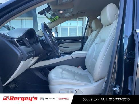 Used 2019 Buick Enclave Essence AWD/4WD image 21