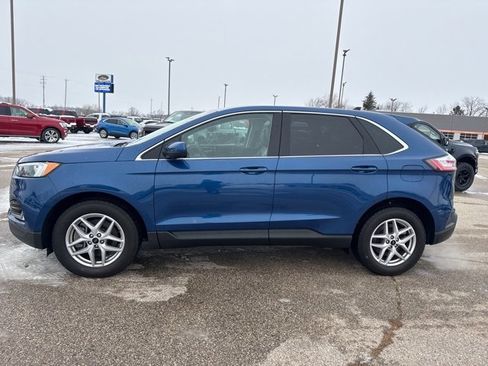 Used 2024 Ford Edge SEL w/ Convenience Package image 8