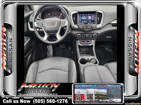 Used 2024 GMC Terrain SLT image 10