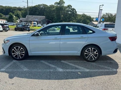 New 2025 Volkswagen Jetta Sport image 8