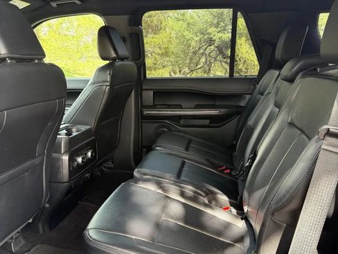 Used 2021 Ford Expedition XLT RWD image 13
