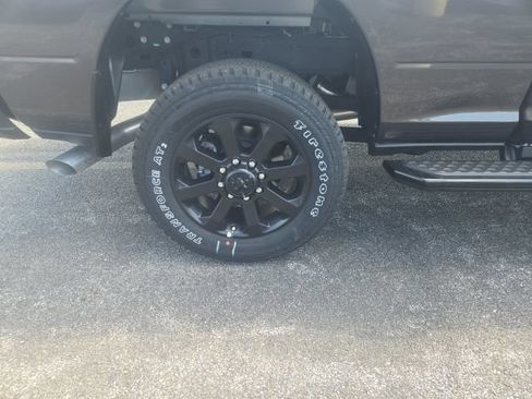 Used 2026 RAM 2500 Big Horn AWD/4WD image 9