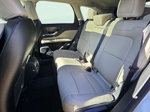 New 2026 Lincoln Corsair Reserve image 23