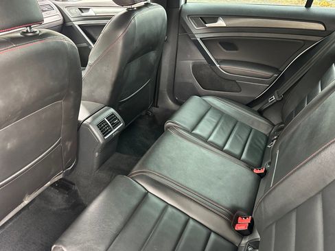 Used 2019 Volkswagen GTI SE w/ SE Experience Package image 25