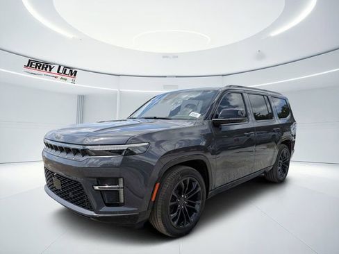 New 2026 Jeep Grand Wagoneer Summit AWD/4WD image 7