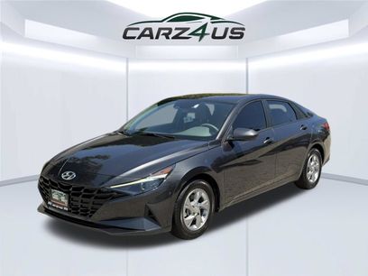 Used 2021 Hyundai Elantra SE