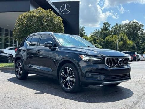 Used 2019 Volvo XC40 T5 Inscription AWD/4WD image 1