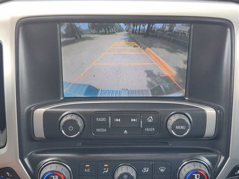 Used 2014 GMC Sierra 1500 SLT w/ Driver Alert Package AWD/4WD image 18