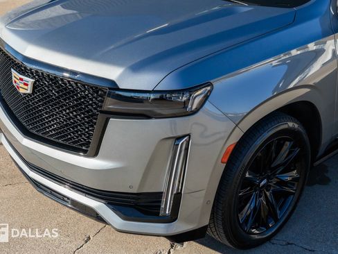 Used 2023 Cadillac Escalade Sport Platinum image 6