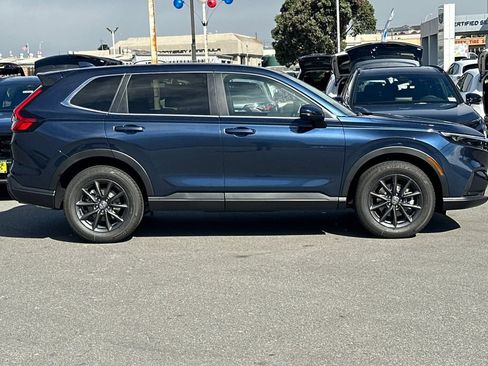 New 2026 Honda CR-V EX-L image 2