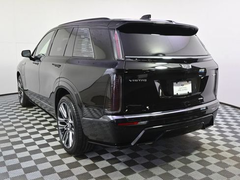 Certified 2026 Cadillac Vistiq Premium Luxury w/ LPO, Floor Liner Package AWD/4WD image 4
