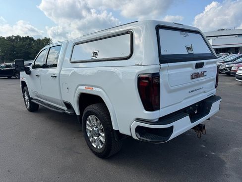 Used 2022 GMC Sierra 3500 Denali w/ Denali Ultimate Package AWD/4WD image 3