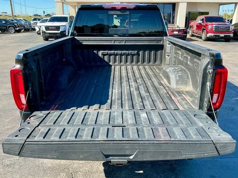 Used 2022 GMC Sierra 3500 Denali w/ Denali Ultimate Package AWD/4WD image 18