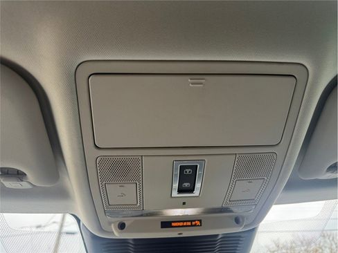 Used 2021 Land Rover Range Rover Evoque SE image 26