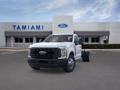 New 2026 Ford F350 XL RWD image 2