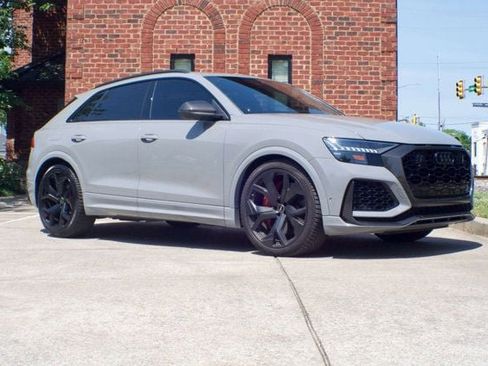 Used 2024 Audi RS Q8 AWD/4WD image 3