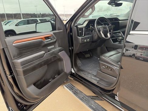 Used 2023 GMC Sierra 1500 Denali w/ Denali Reserve Package image 11