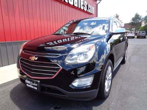 Used 2017 Chevrolet Equinox LT w/ Convenience Package AWD/4WD image 12