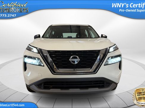 Used 2022 Nissan Rogue S AWD/4WD image 2