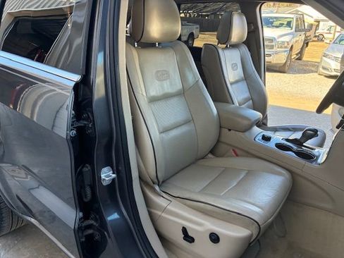 Used 2020 Jeep Grand Cherokee Overland image 26