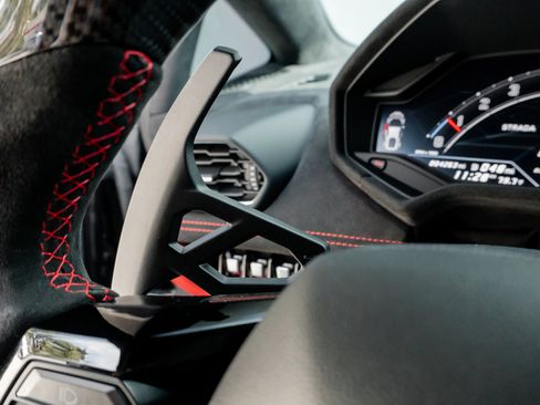 Used 2024 Lamborghini Huracan Tecnica image 73