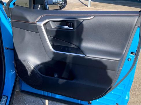 Used 2019 Toyota RAV4 Adventure image 21