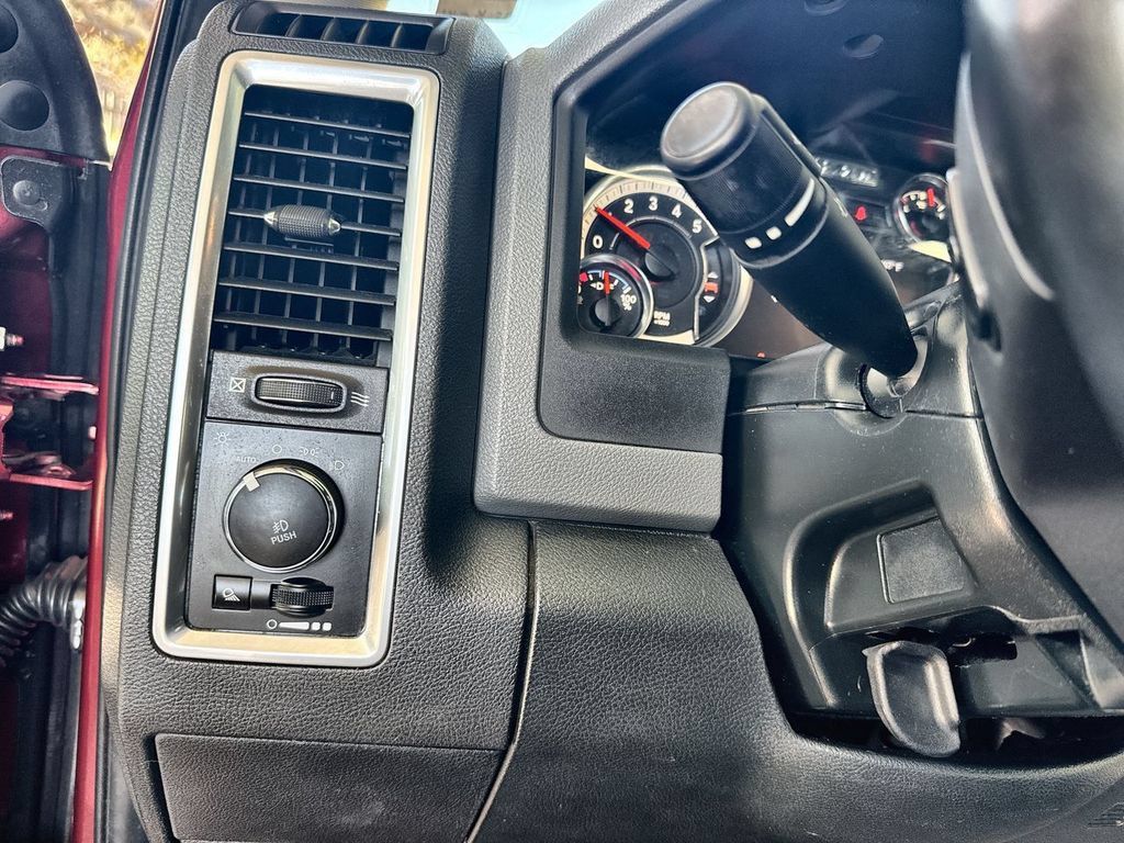 Used 2017 RAM 1500 Big Horn AWD/4WD image 16