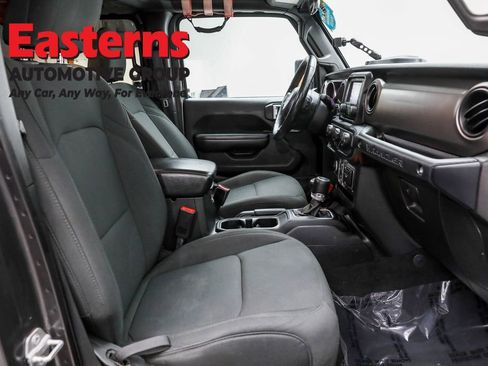Used 2019 Jeep Wrangler Unlimited Sport S image 24