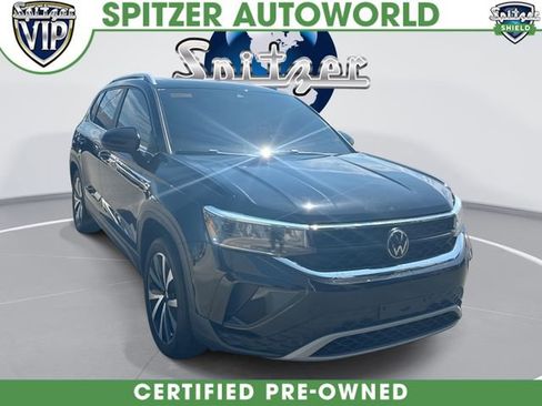 Used 2023 Volkswagen Taos SE w/ Panoramic Sunroof Package AWD/4WD image 1